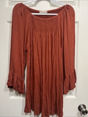 Southern Stitch Women’s Rust Long Sleeve Peasant Top with Ruffle Cuffs